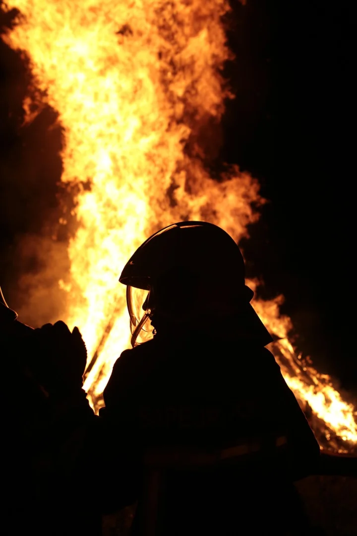Combate a incêndios - Bombeiros Aspirantes